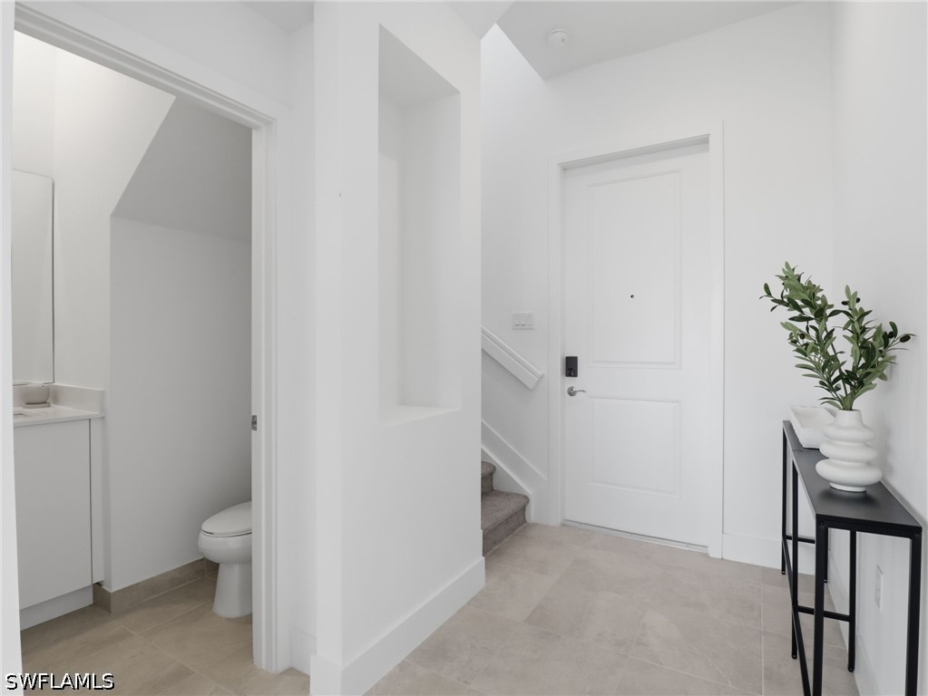 3 Bed SingleFamilyResidence for Sale in Silverwood, FL — photo 7