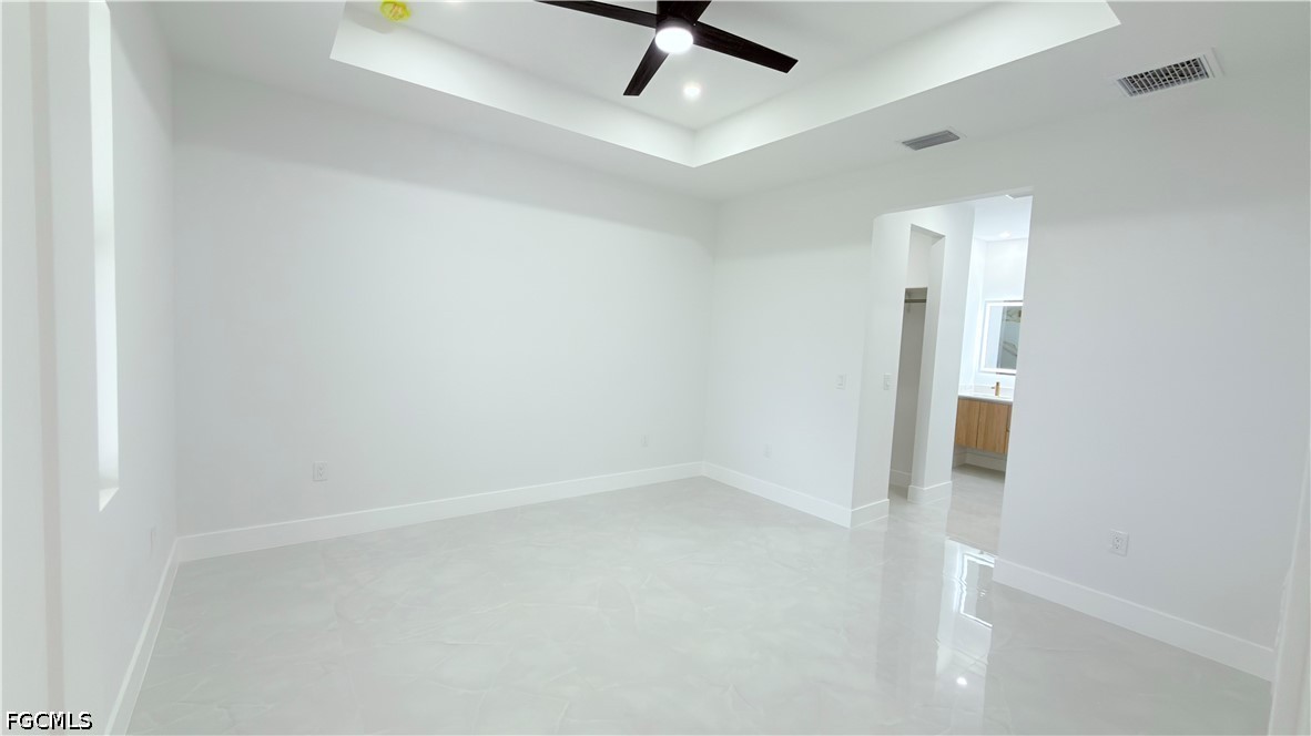 4 Bed SingleFamilyResidence for Sale in Lehigh Acres, photo 7