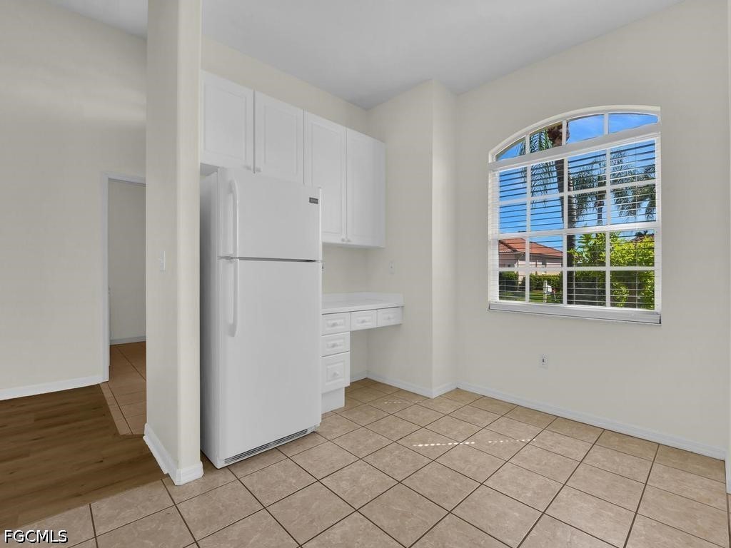 3 Bed SingleFamilyResidence for Sale in Silverlakes, FL — photo 7