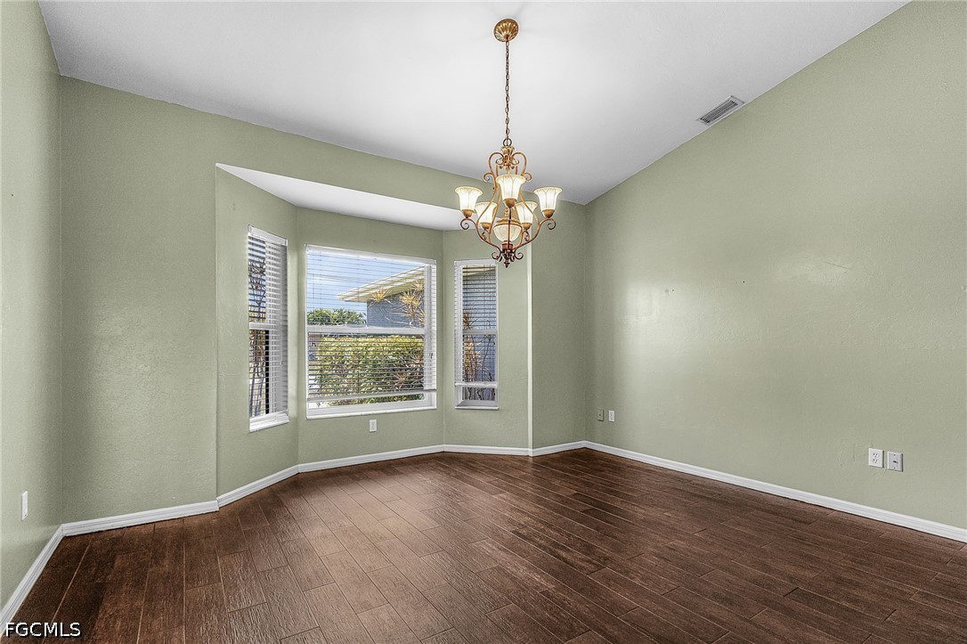 3 Bed Pool Home for Sale in Cape Coral, photo 7