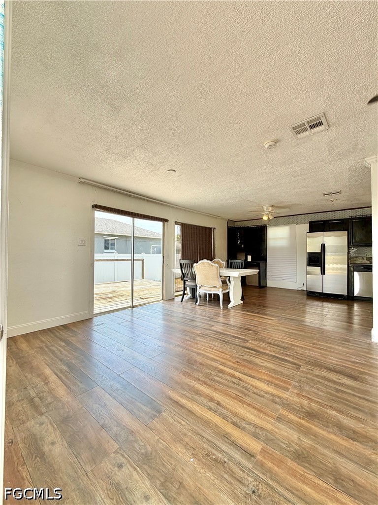 3 Bed SingleFamilyResidence for Sale in San Carlos Park, photo 7