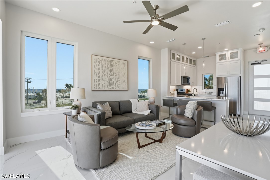 2 Bed Waterfront Home for Sale in Island Shores, photo 7