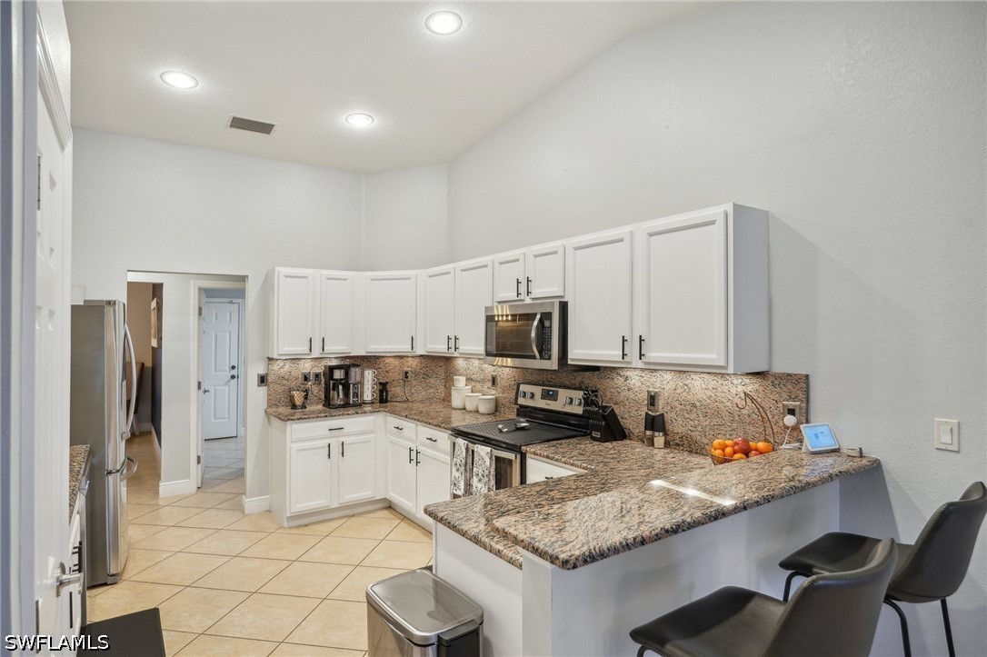 4 Bed Pool Home for Sale in Cape Coral, photo 7