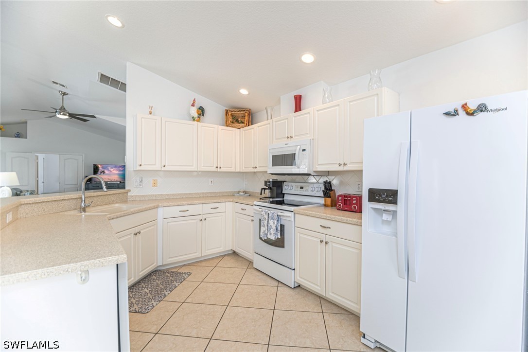3 Bed Pool Home for Sale in Briarwood, photo 7