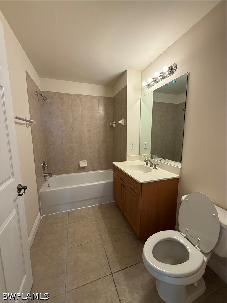 2 Bed Waterfront Home for Sale in Cape Coral, photo 7