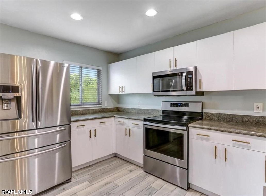 3 Bed SingleFamilyResidence for Sale in Caloosa Trace, photo 7