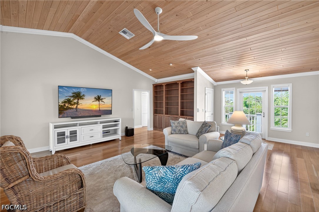 3 Bed SingleFamilyResidence for Sale in Gulf Pines, FL — photo 7