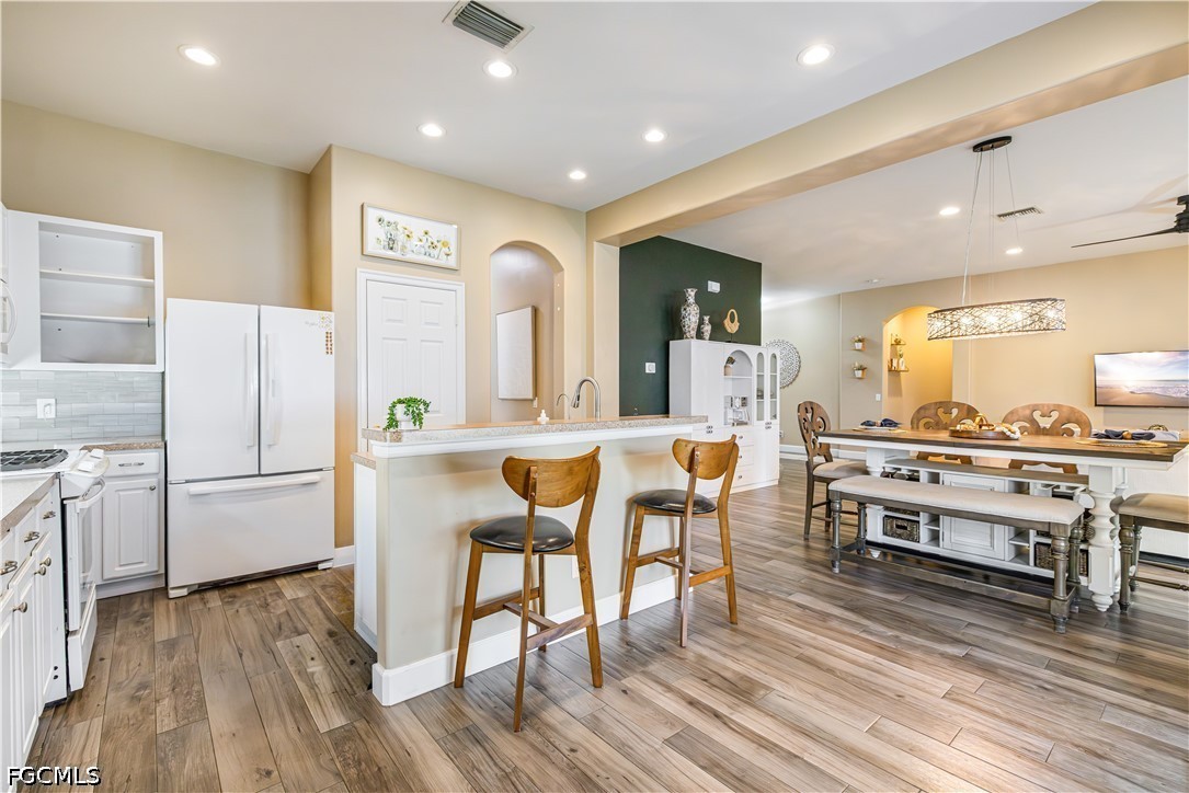 3 Bed SingleFamilyResidence for Sale in Timber Ridge, photo 7