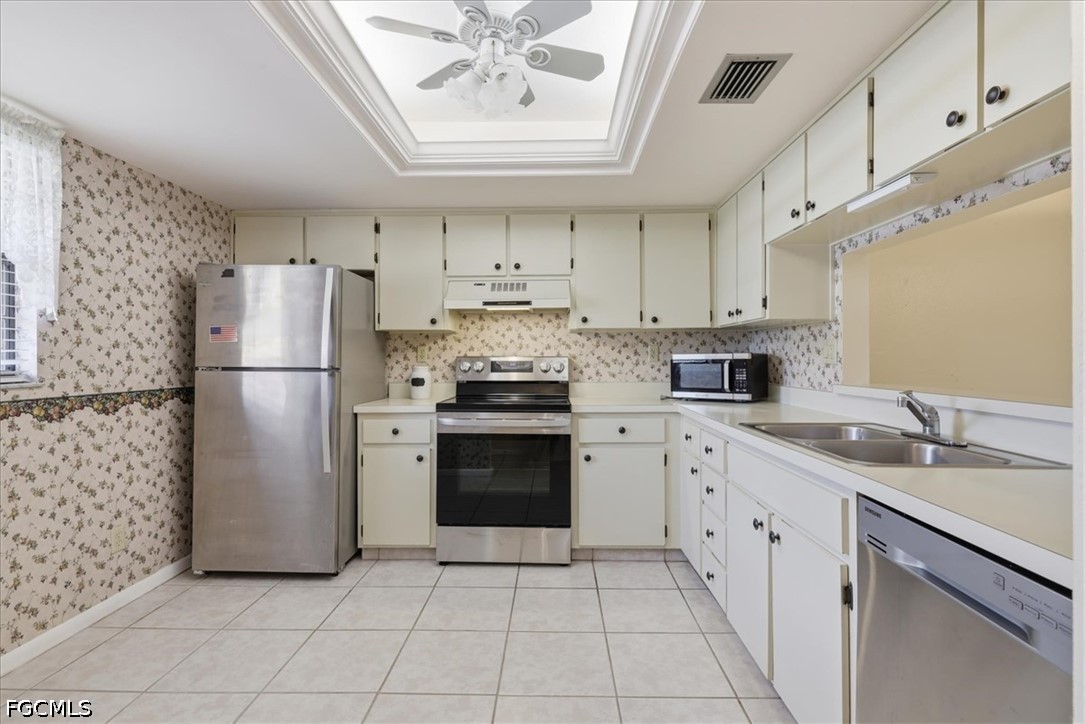 2 Bed Condominium for Sale in Fort Myers, photo 7