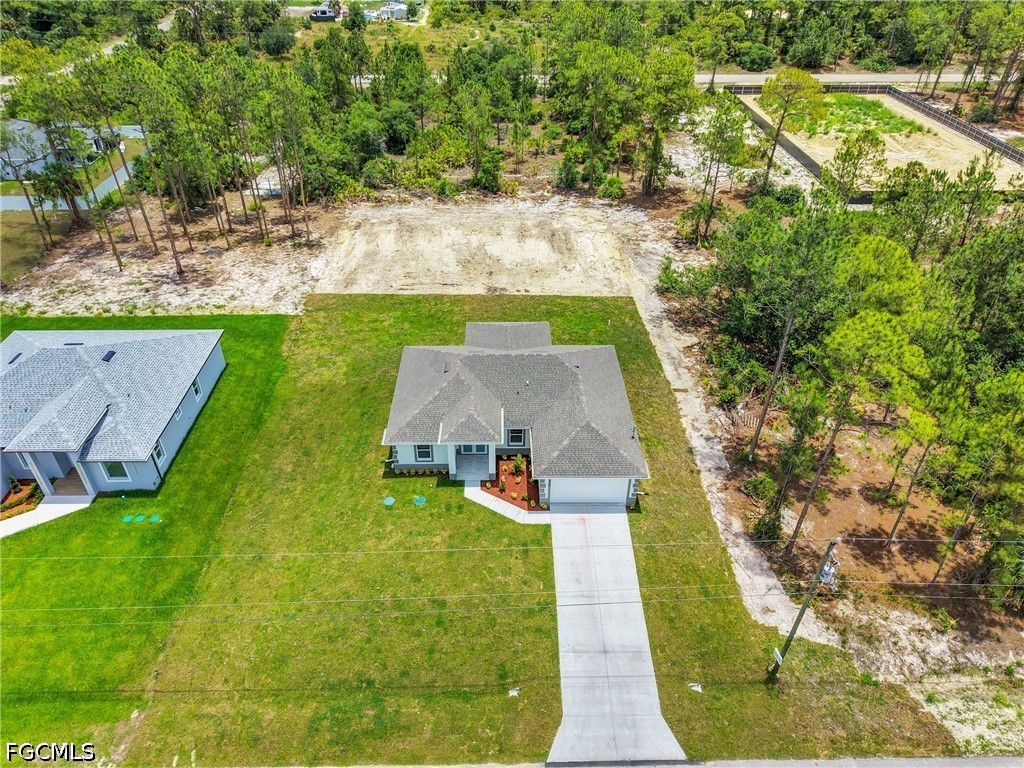 3 Bed SingleFamilyResidence for Sale in Lehigh Acres, photo 7