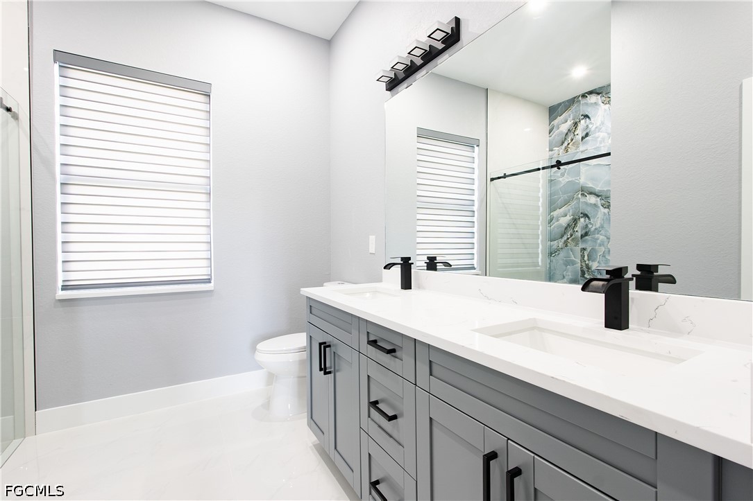 3 Bed SingleFamilyResidence for Sale in Lehigh Acres, photo 7
