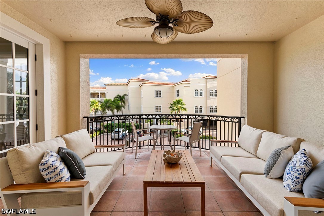 2 Bed Condominium for Sale in Naples, photo 7