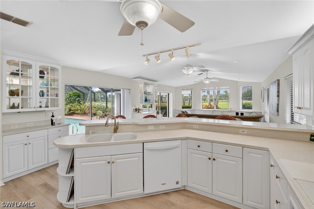 4 Bed Pool Home for Sale in Eagle Ridge, photo 7