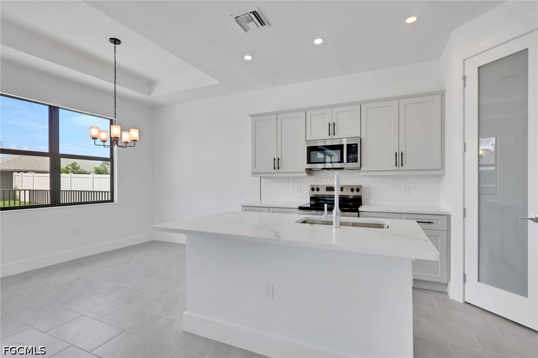 4 Bed Pool Home for Sale in Cape Coral, photo 7