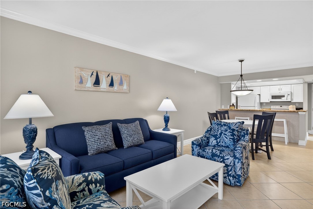 1 Bed Waterfront Home for Sale in Sanibel, photo 7