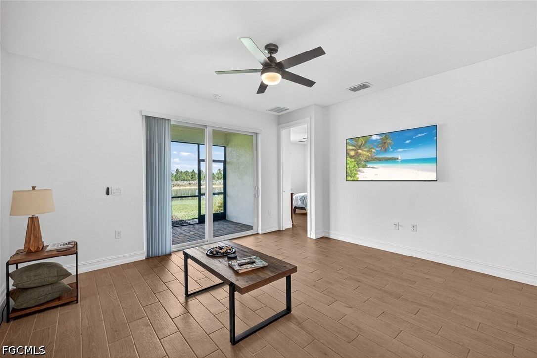 2 Bed Waterfront Home for Sale in Punta Gorda, FL, $300,000 — photo 7