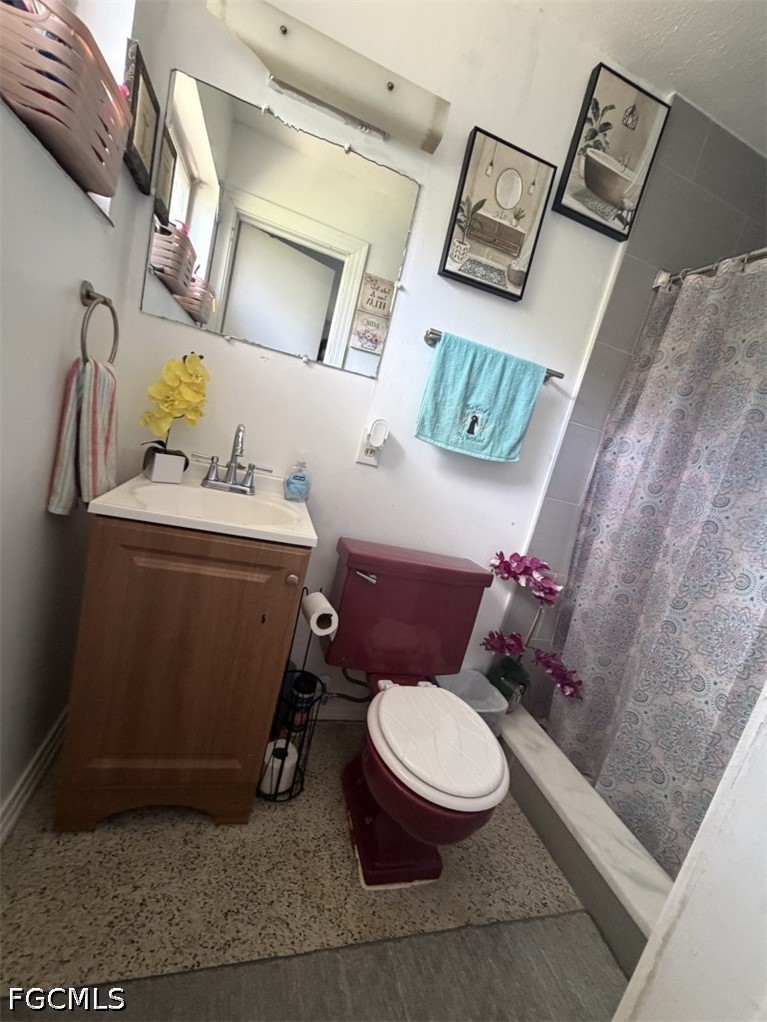 3 Bed SingleFamilyResidence for Sale in Fort Myers, photo 7