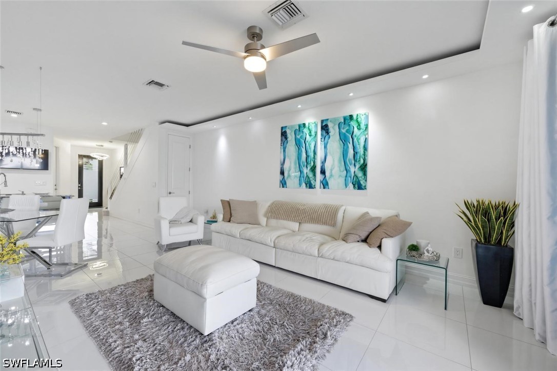 3 Bed Waterfront Home for Sale in Naples, photo 7