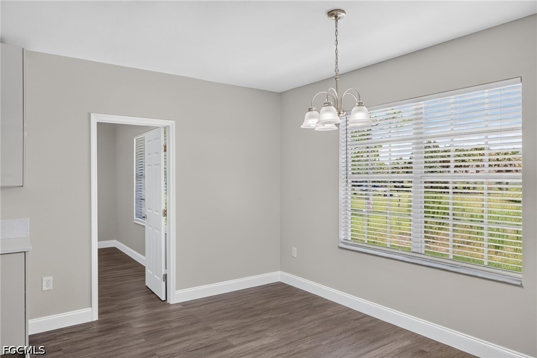 3 Bed SingleFamilyResidence for Sale in Lehigh Acres, photo 7