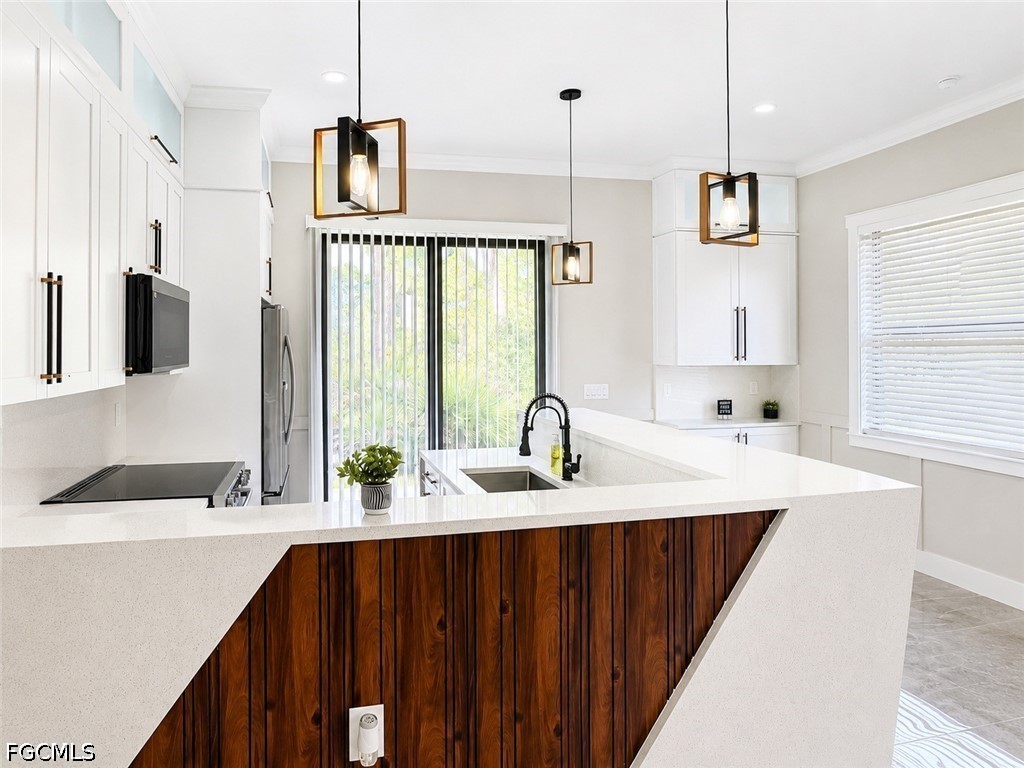 3 Bed SingleFamilyResidence for Sale in Lehigh Acres, photo 7