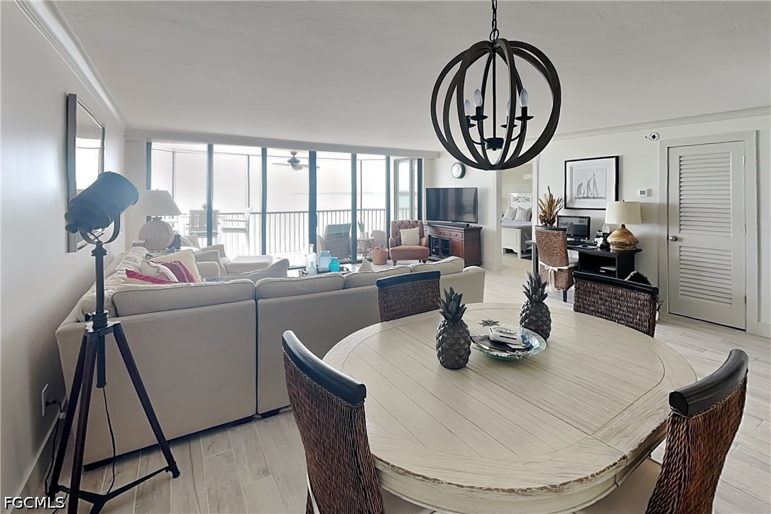 2 Bed Pool Home for Sale in Fort Myers, photo 7