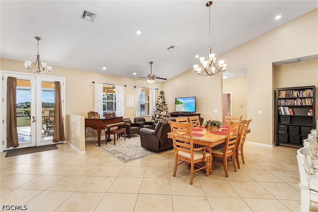 4 Bed SingleFamilyResidence for Sale in Mirror Lakes, FL — photo 7