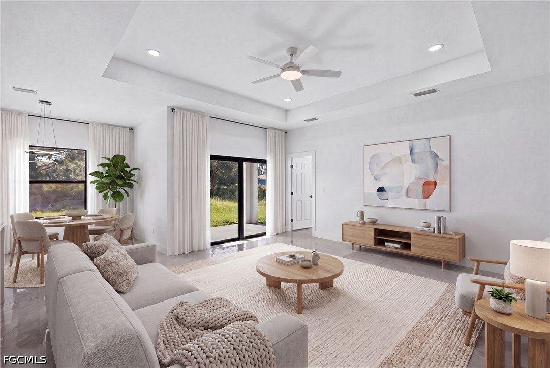 4 Bed SingleFamilyResidence for Sale in Lehigh Acres, photo 7
