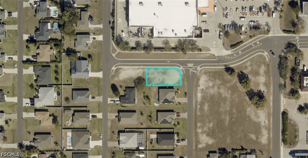 Residential for Sale in Cape Coral, FL, $38,000 — photo 7