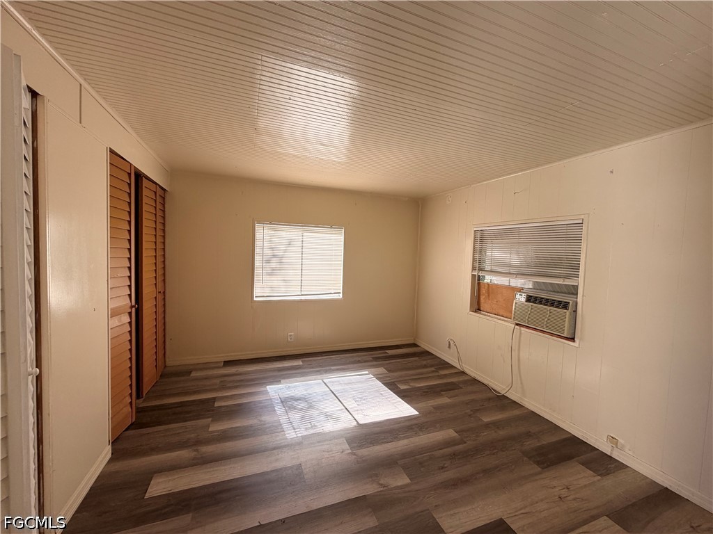 1 Bed ManufacturedHome for Sale in North Fort Myers, photo 7