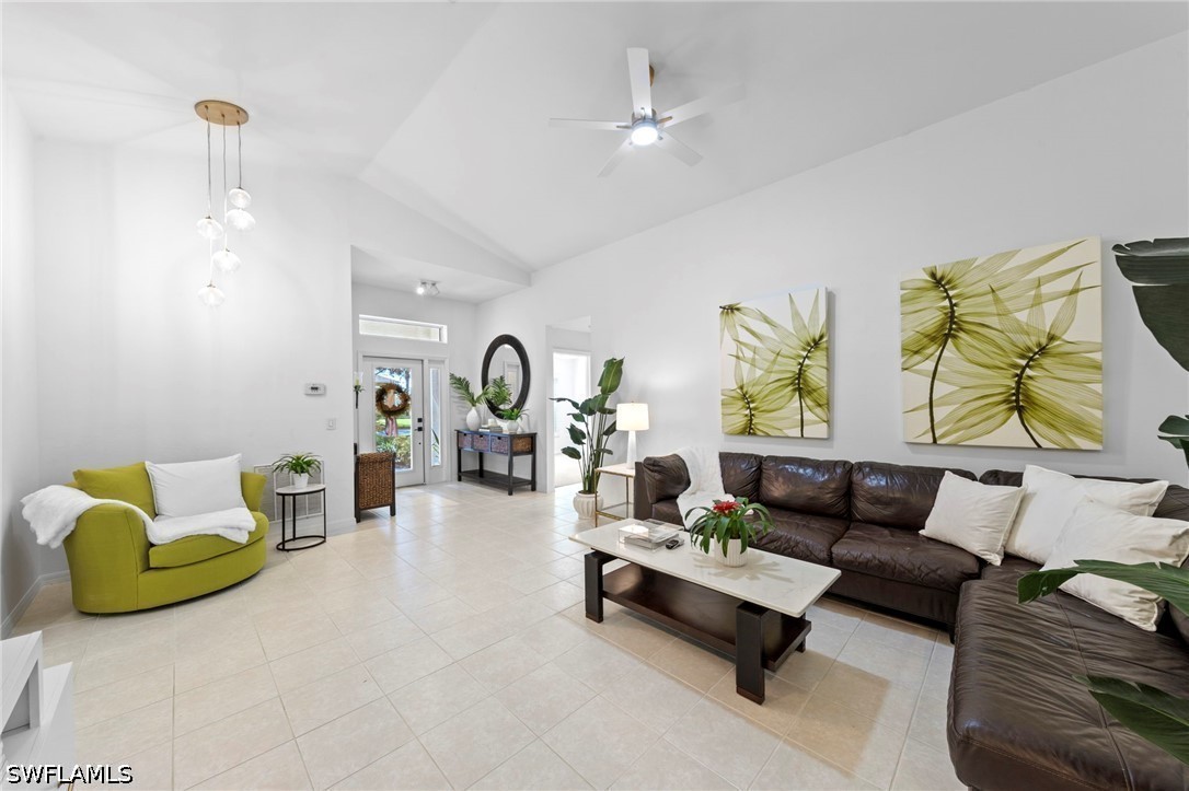 3 Bed Pool Home for Sale in Fort Myers, photo 7