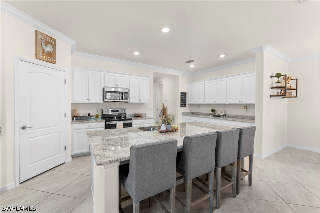 3 Bed Pool Home for Sale in Naples, photo 7