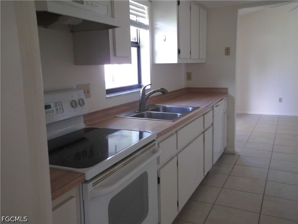 2 Bed SingleFamilyResidence for Sale in Sable Springs, FL — photo 7