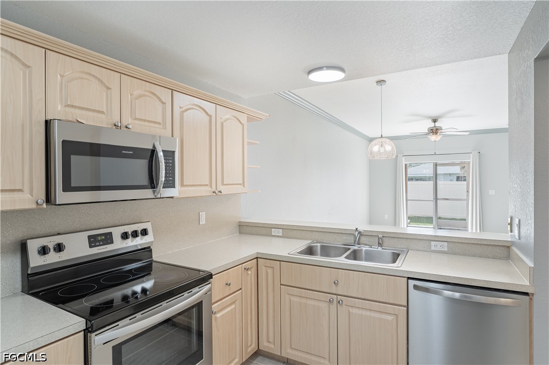 2 Bed Condominium for Sale in Cape Coral, FL, $145,000 — photo 7