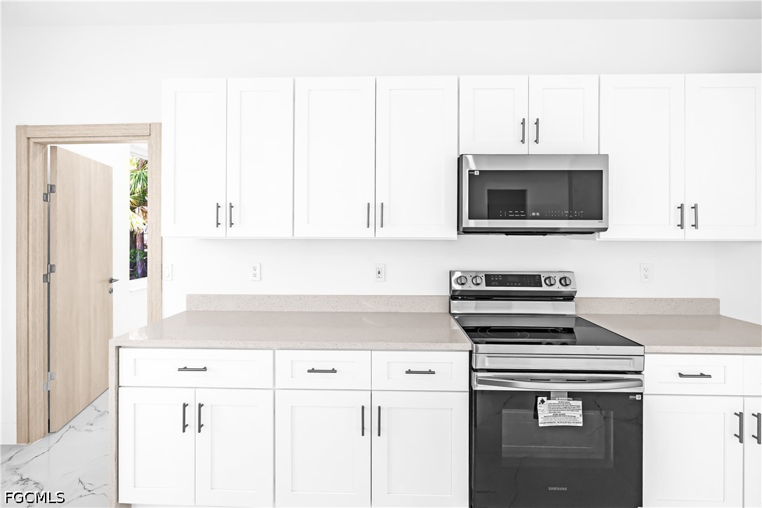 3 Bed SingleFamilyResidence for Sale in Lehigh Acres, FL — photo 7