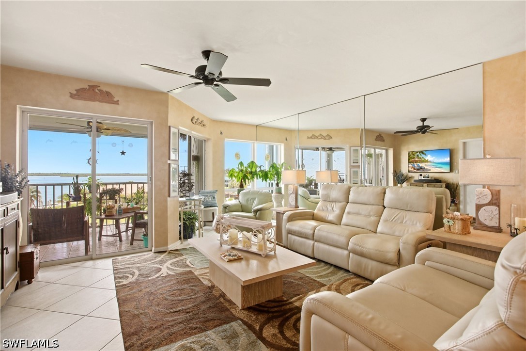 2 Bed Pool Home for Sale in Marco Island, photo 7