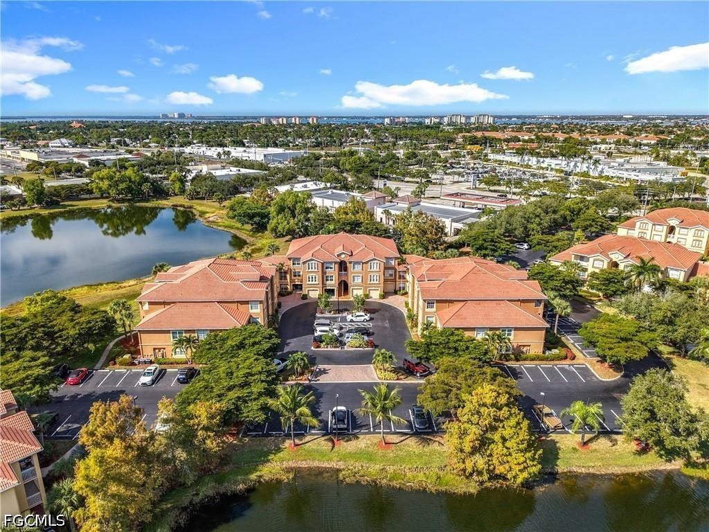 2 Bed Condominium for Sale in Fort Myers, FL — photo 7