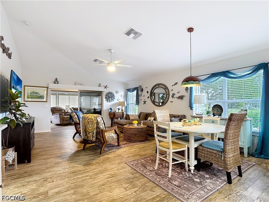 2 Bed SingleFamilyResidence for Sale in North Fort Myers, FL — photo 7