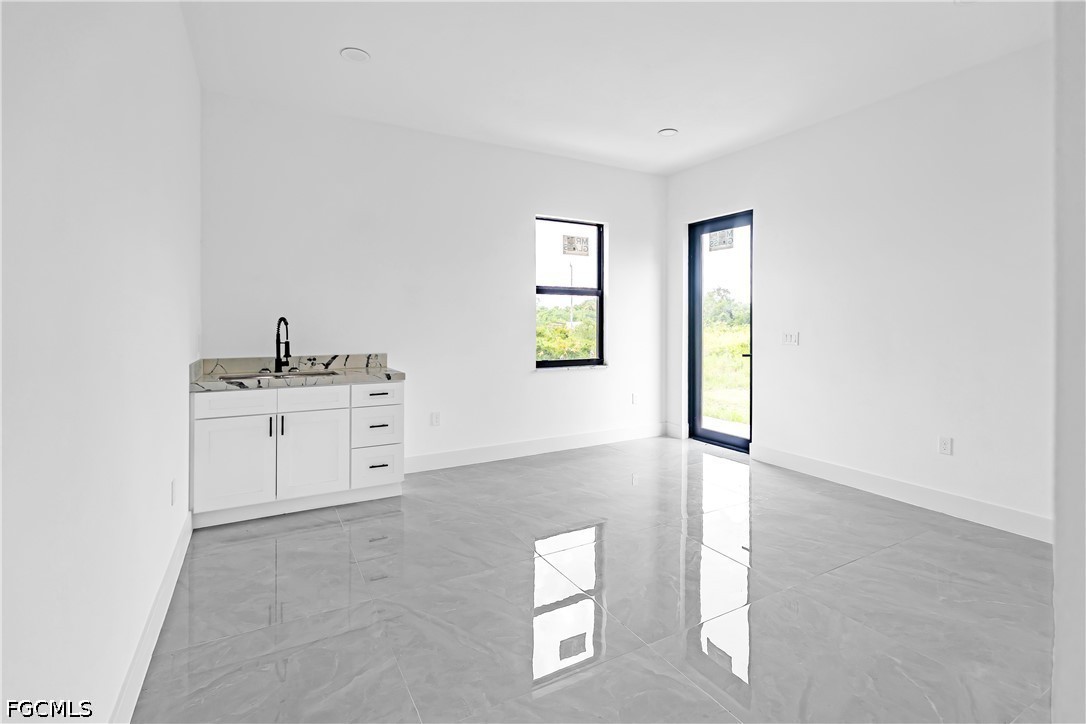 4 Bed SingleFamilyResidence for Sale in Lehigh Acres, FL — photo 7
