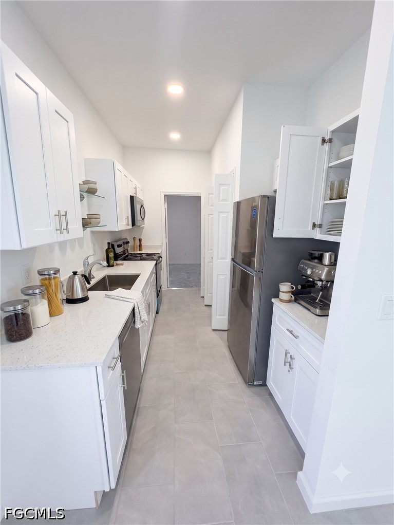 3 Bed SingleFamilyResidence for Sale in Lehigh Acres, photo 7