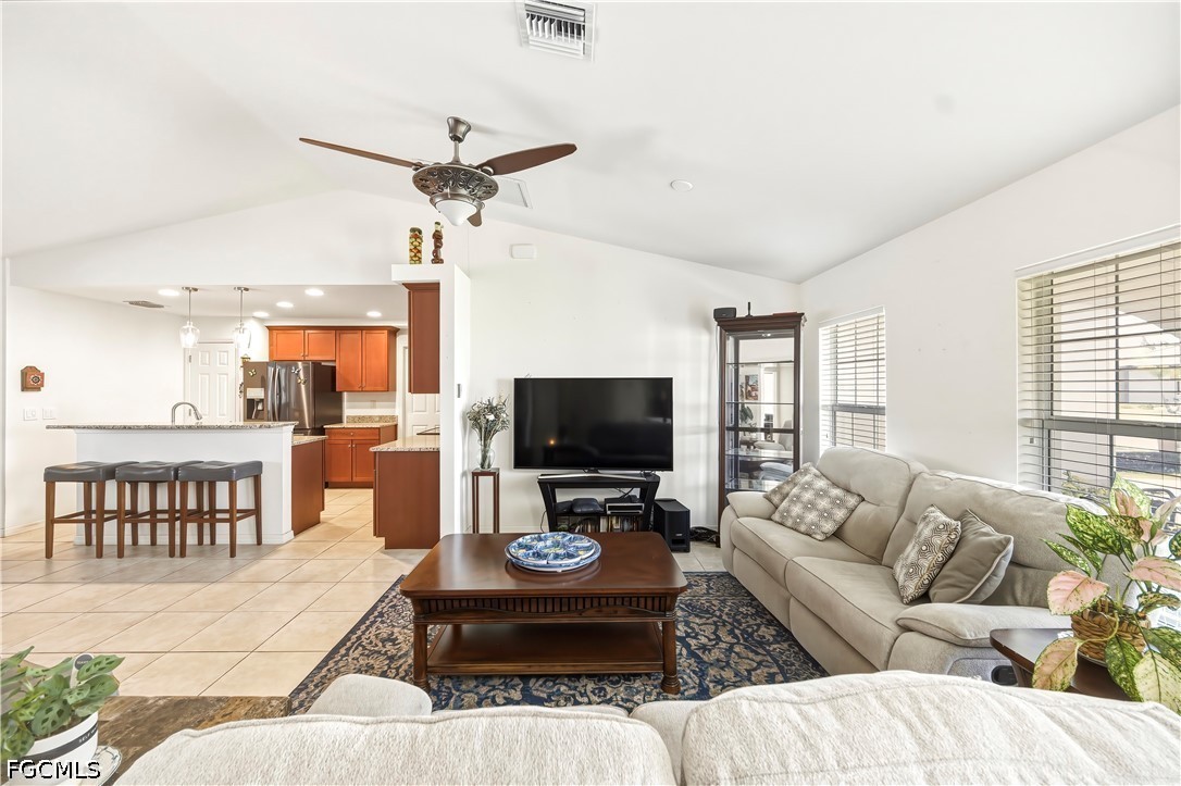 4 Bed SingleFamilyResidence for Sale in Cape Coral, FL — photo 7