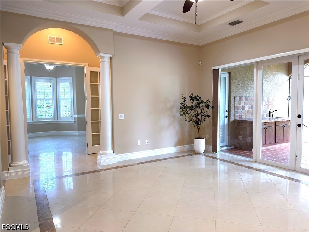5 Bed SingleFamilyResidence for Sale in Naples, FL — photo 7
