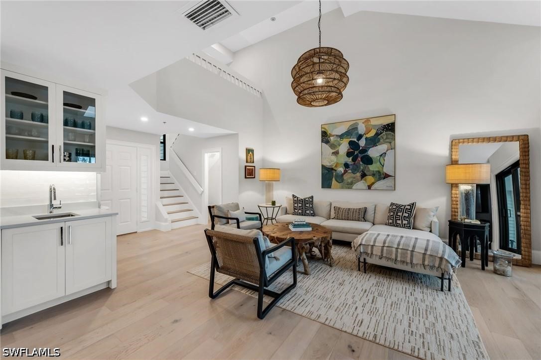 2 Bed Attached for Sale in Naples, FL, $1,600,000 — photo 7