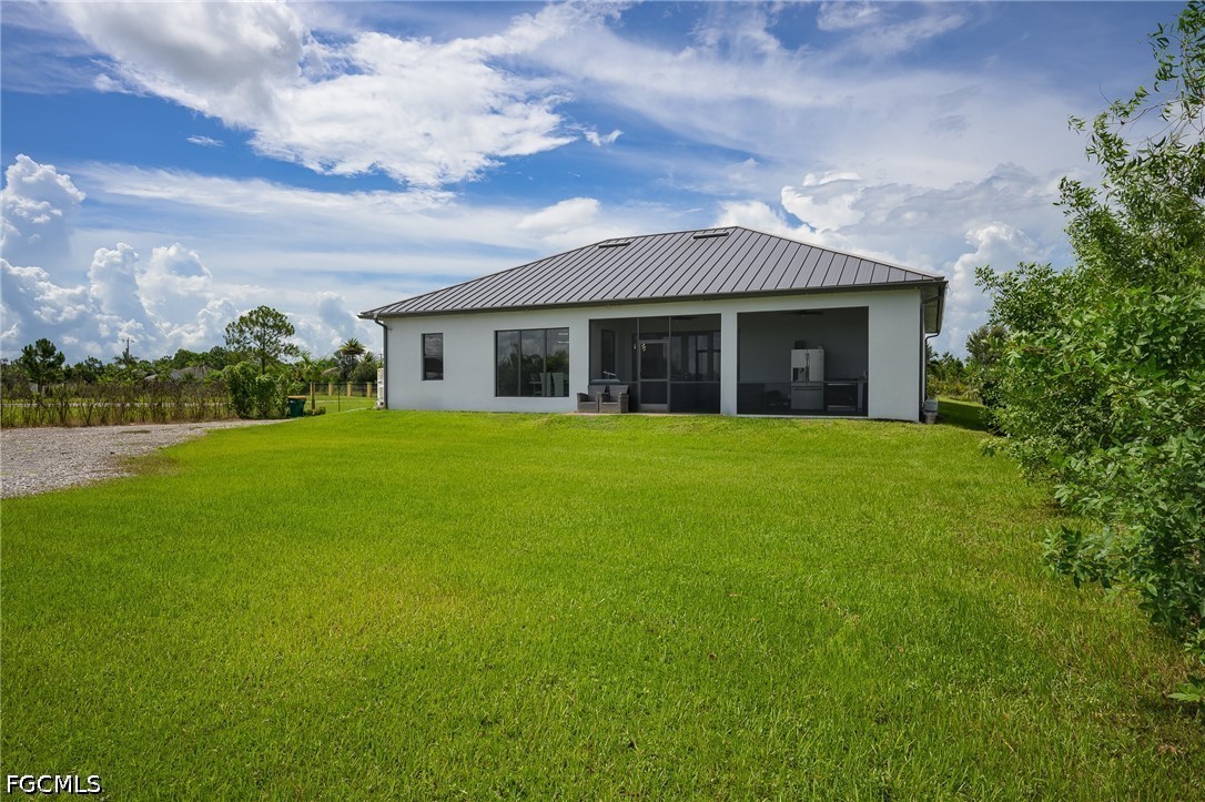 3 Bed SingleFamilyResidence for Sale in Naples, FL, $675,000 — photo 7