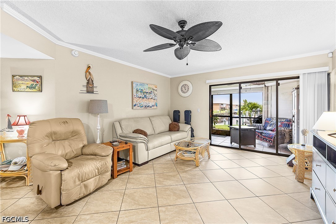 2 Bed Waterfront Home for Sale in Cape Coral, FL, $199,900 — photo 7