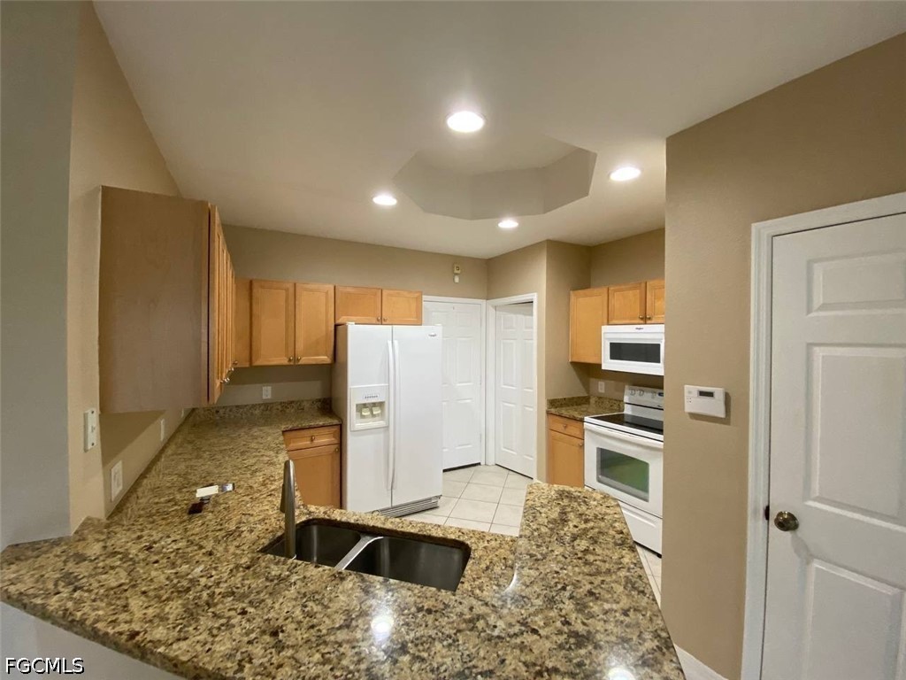 3 Bed Townhouse for Sale in Sail Harbour, FL, $1,850 — photo 7