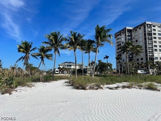 Waterfront Home for Sale in Fort Myers Beach, FL, $2,699,000 — photo 7