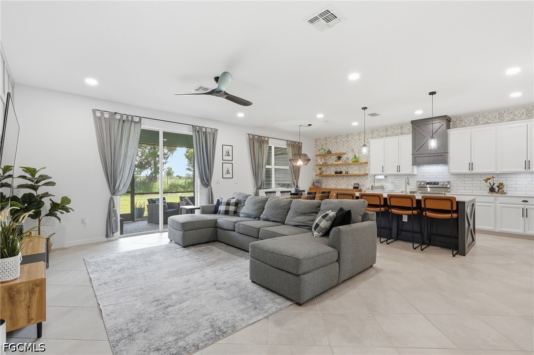 4 Bed Waterfront Home for Sale in Naples, FL, $569,900 — photo 7