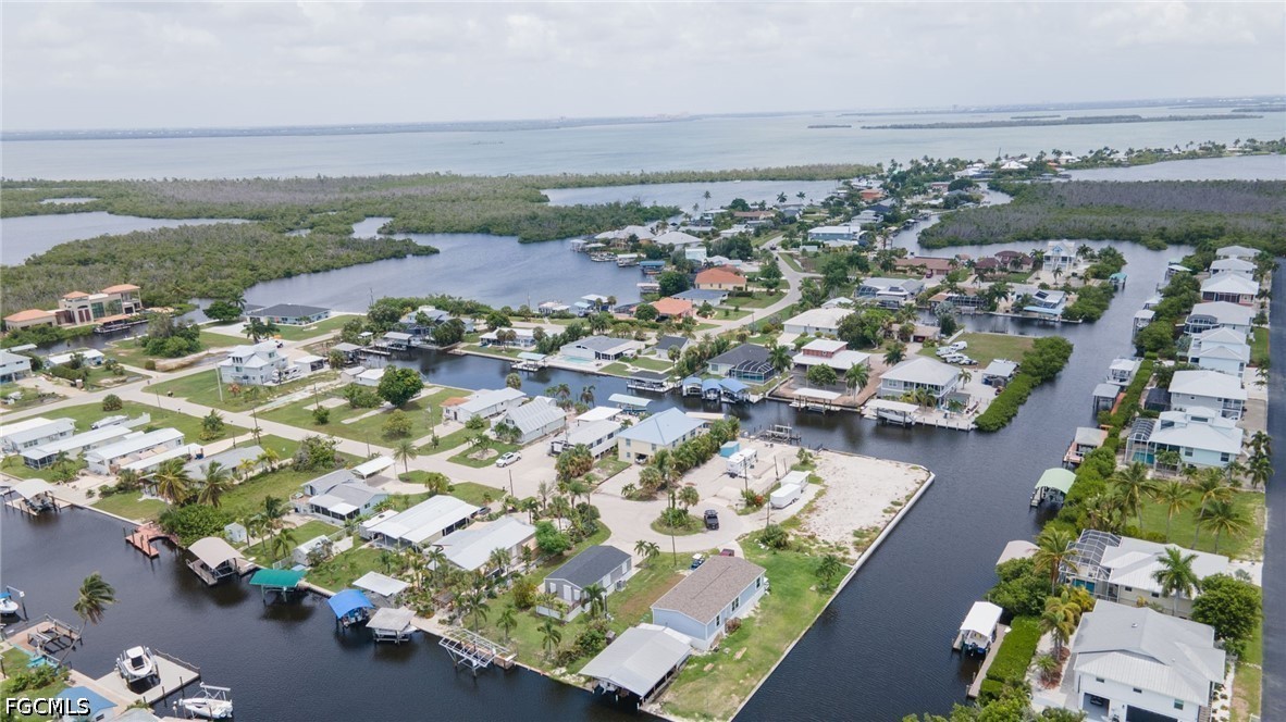 Waterfront Home for Sale in St James City, FL, $225,000 — photo 7