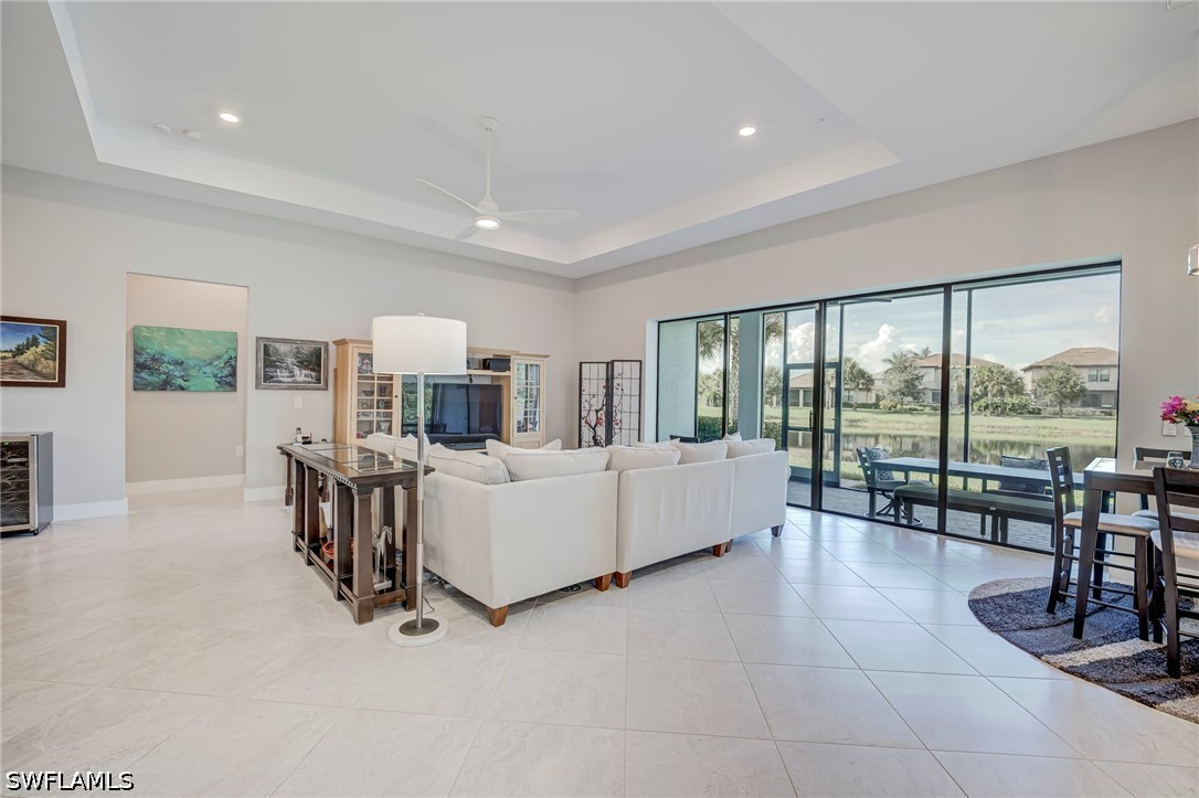 5 Bed SingleFamilyResidence for Sale in Avalon Park, FL — photo 7