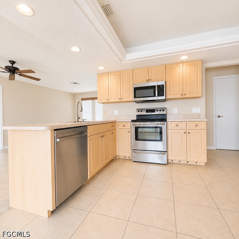 3 Bed Pool Home for Sale in Cape Coral, FL, $2,695 — photo 7